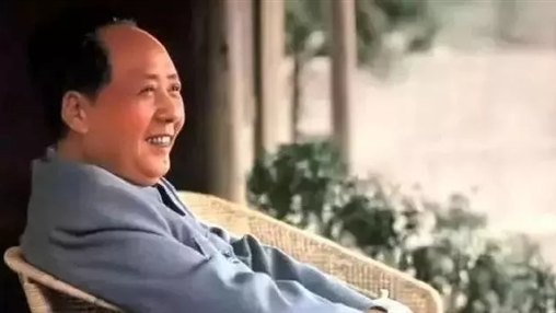 紀(jì)念毛澤東同志誕辰126周年！致敬一代偉人！
